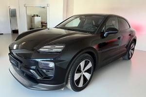 Porsche Macan 4