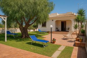 Villa maria a due passi dal mare(8posti)