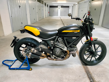 Ducati scrambler 800