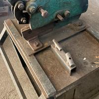 Cesoia metalli e ferro tondino o quadrato