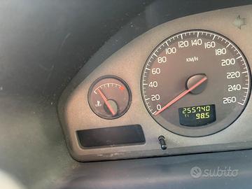 Volvo v70 station wagon