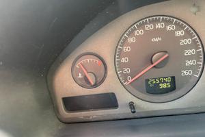 Volvo v70 station wagon