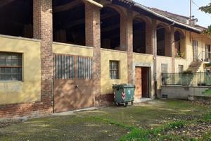 Magazzini ampia metratura