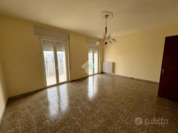 5 LOCALI A ALTAMURA