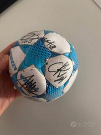 Pallone autografato napoli anno terzo scudetto