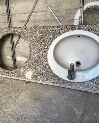 top in marmo per bagno