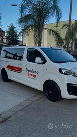 Peugeot Traveller BlueHDi 115 S&S Compact Allure