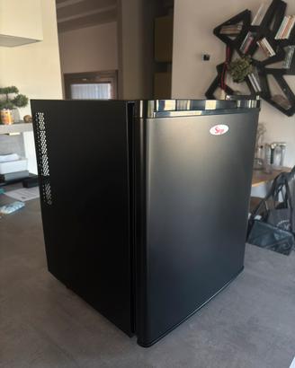Sirge Mini Frigo Bar NERO SILENZIOSO