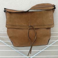 Borsa a spalla scamosciata marrone Promod Usata