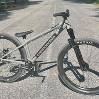 Mtb dirt jump 2023 26”