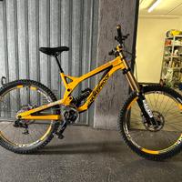 Bici Dawnhill Nukeproof pulse