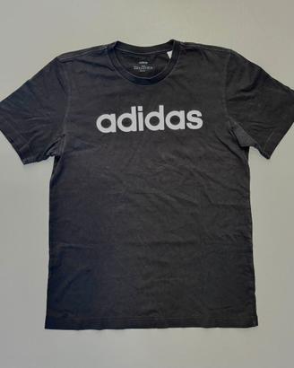 T-shirt Adidas nera taglia M