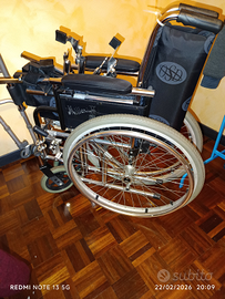 Carrozzina per invalidi