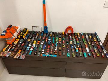 MEGA LOTTO Hot Wheels + camion + orologio + pista