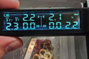 Sistema di monitoraggio della pressione pneumatici