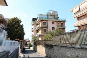 BATTISTINI BILOCALE ARREDATO Con BALCONE