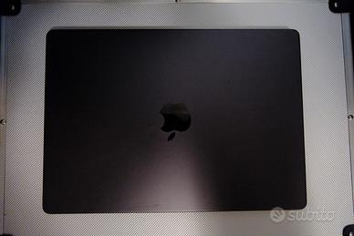 MacBook Pro M5 COME NUOVO