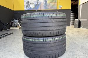 2 Gomme 285/35R20 104Y Pirelli Estive 75% residui