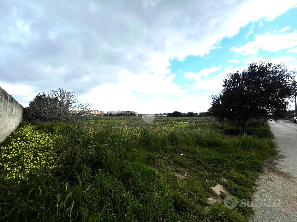TER. RESIDENZIALE A MESAGNE - Vista 3