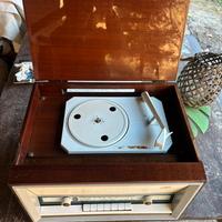 Radio Vintage anni ‘50 con girarischi