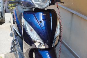  scooter 125  