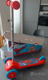 Monopattino Spiderman