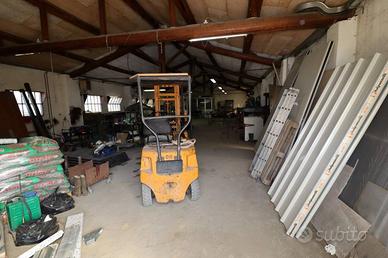 Immobile di 200 m² a Montevarchi