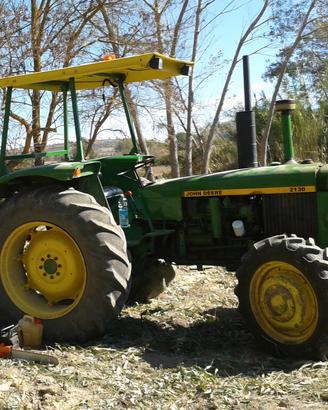 John deere 2130