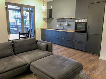 Appartamento di 50 m² con 2 locali e box auto a Mi