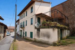 CASA SEMINDIPENDENTE A ROASIO
