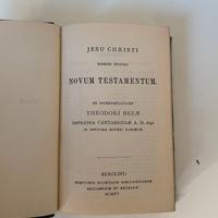 Libro antico "Novum Testamentum" 1915