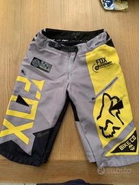 Pantaloncini fox taglia 32