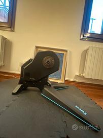 Tacx Flux 2 Smart rullo bici completo adattatori