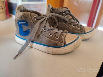 Scarpe per bambino. Misura 28