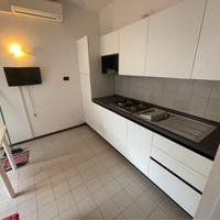 Bilocale con terrazzo e posto auto