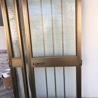 porta in alluminio e vetro