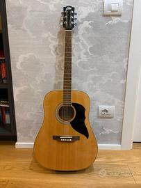 Chitarra acustica