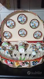 Set tazzine e piattini fine porcellana vintage 