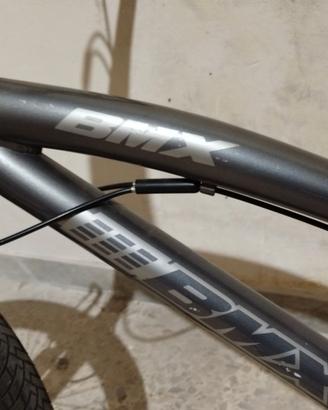 Bicicletta BMX