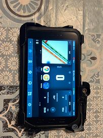 Galaxy Tab Active 3 con supporto moto