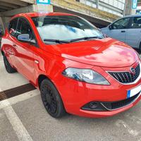 Lancia Ypsilon 1.0 FireFly 5 porte S&S Hybrid Ecoc
