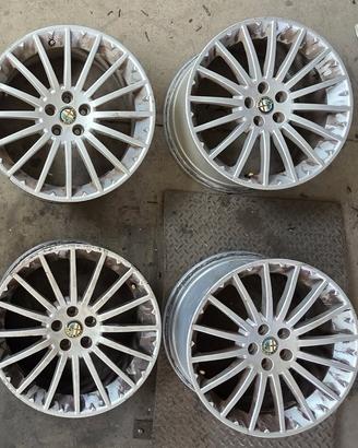 Cerchi in Lega, 4, da 17" Alfa Romeo