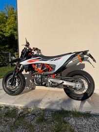 Ktm smc r 2021