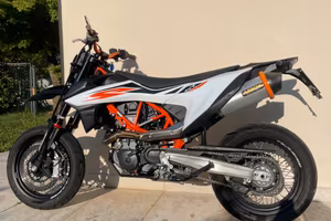 Ktm smc r 2021