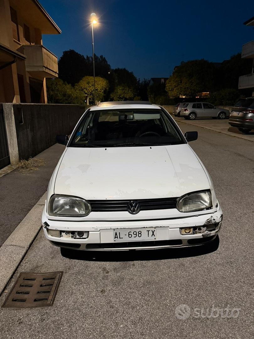 Volkswagen Golf 1996 photo 2