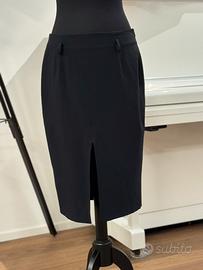 Gonna nera a tubino con spacco
