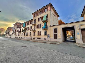 2 LOCALI A TORINO