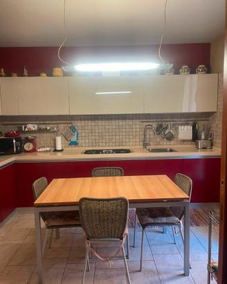 Cucina Angolare Su Misura da Falegname