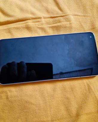 Oppo Reno 6 5g 128 giga
8+4 12 ram 
