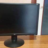 Monitor 22" LG Flatron W2234S